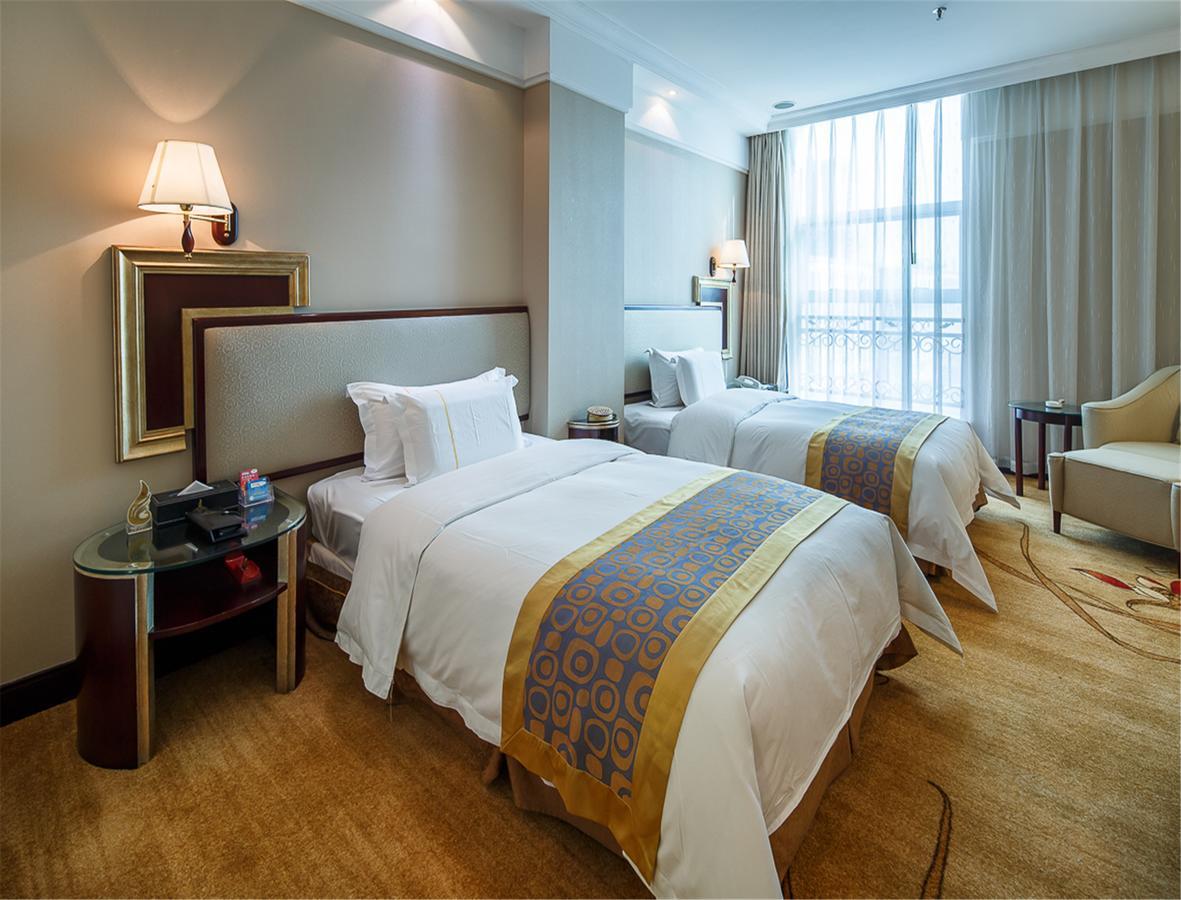 City Hotel Фошан Екстериор снимка