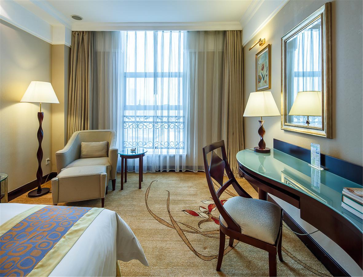 City Hotel Фошан Екстериор снимка