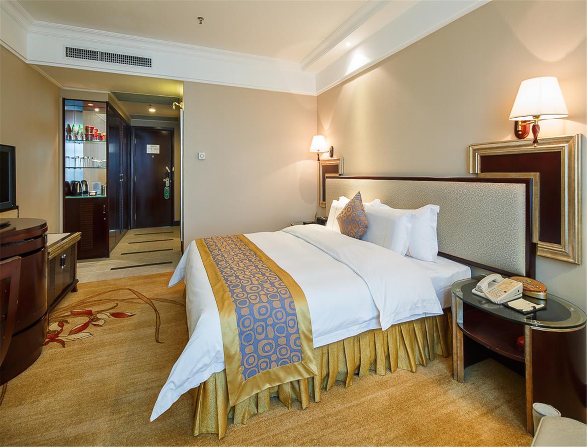 City Hotel Фошан Екстериор снимка